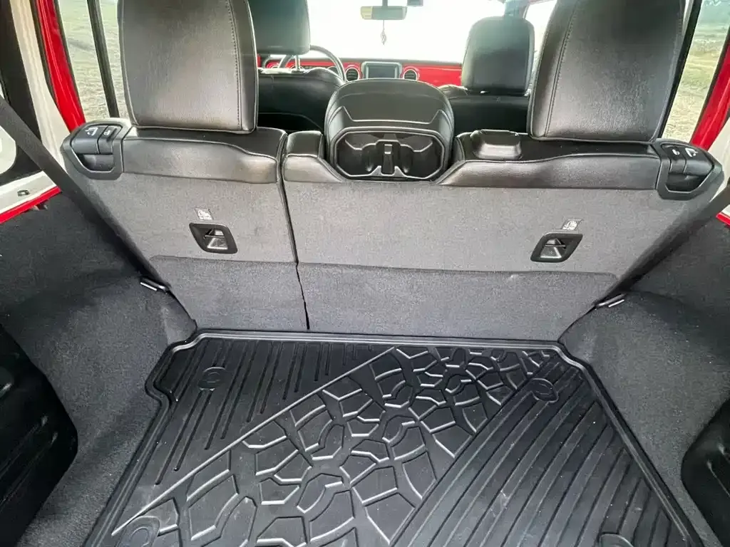 Jeep Wrangler 2021 из CN, фото 5