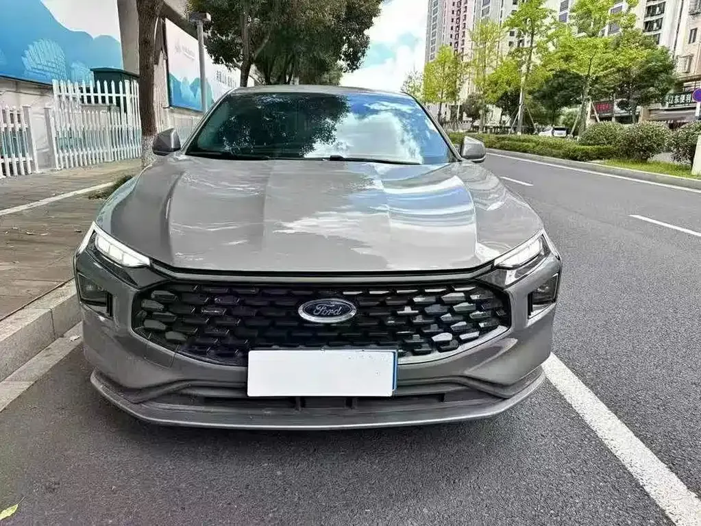 Ford Mondeo 2024 из CN, фото 2