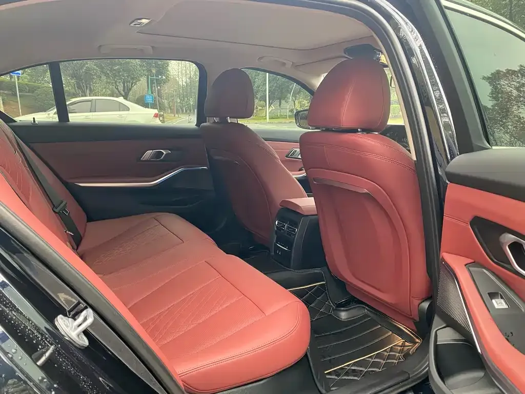BMW 3 Series — фото 10