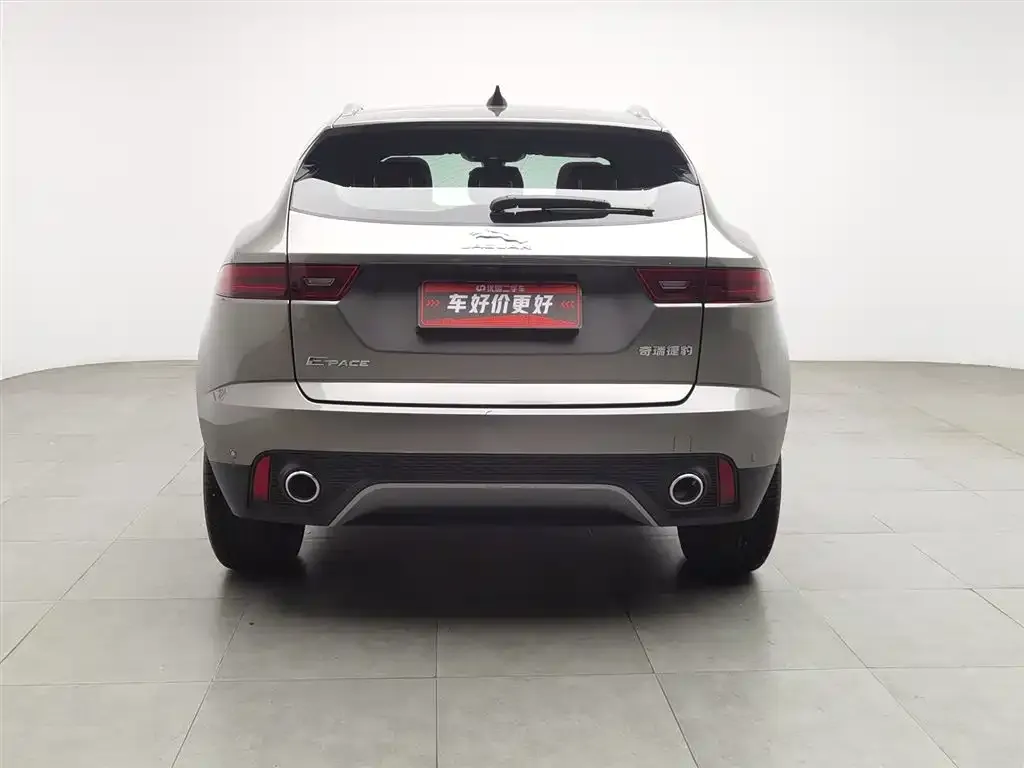 Jaguar E-PACE — фото 4