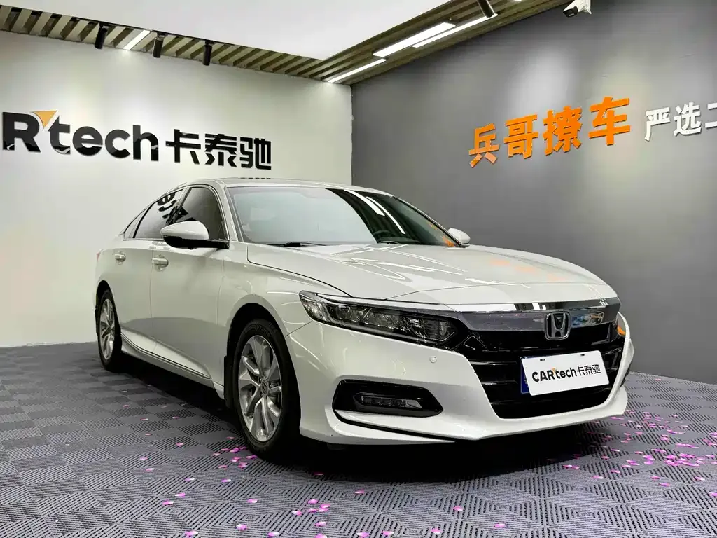 Honda Accord 2021 из CN, фото 2