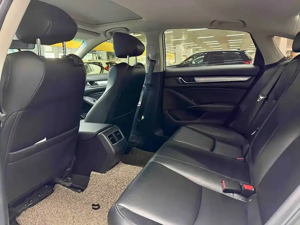 Honda Accord 2021 из CN, фото 6