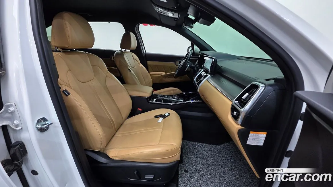 Kia Sorento — фото 10