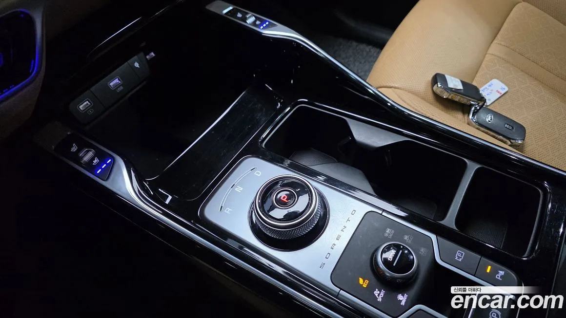 Kia Sorento — фото 9