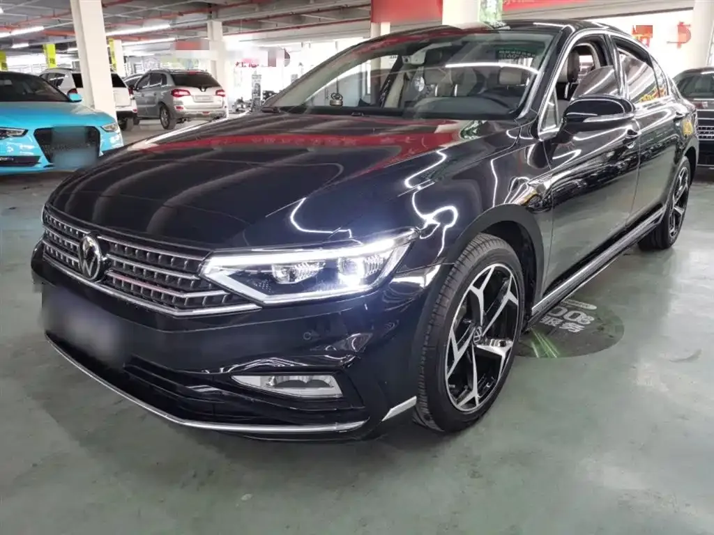Volkswagen Magotan 2023 из CN, фото 2