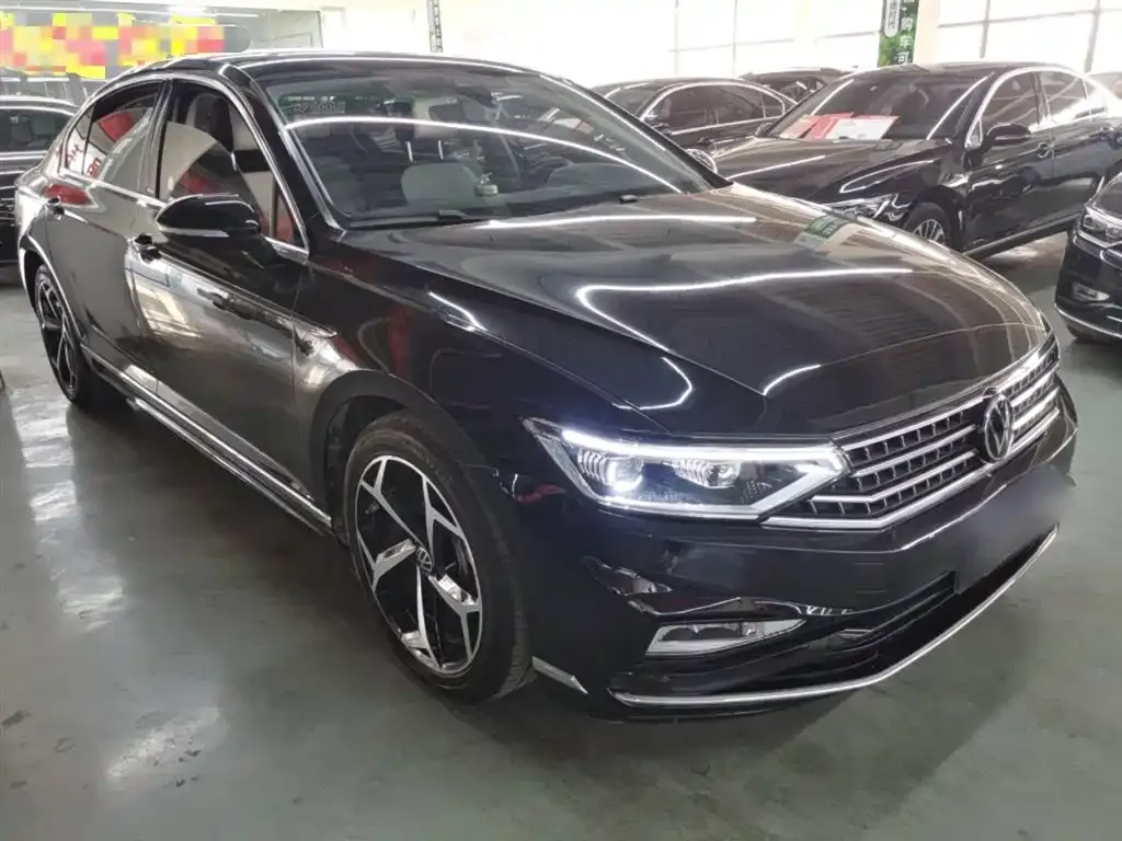 Volkswagen Magotan 2023 из CN, фото 4