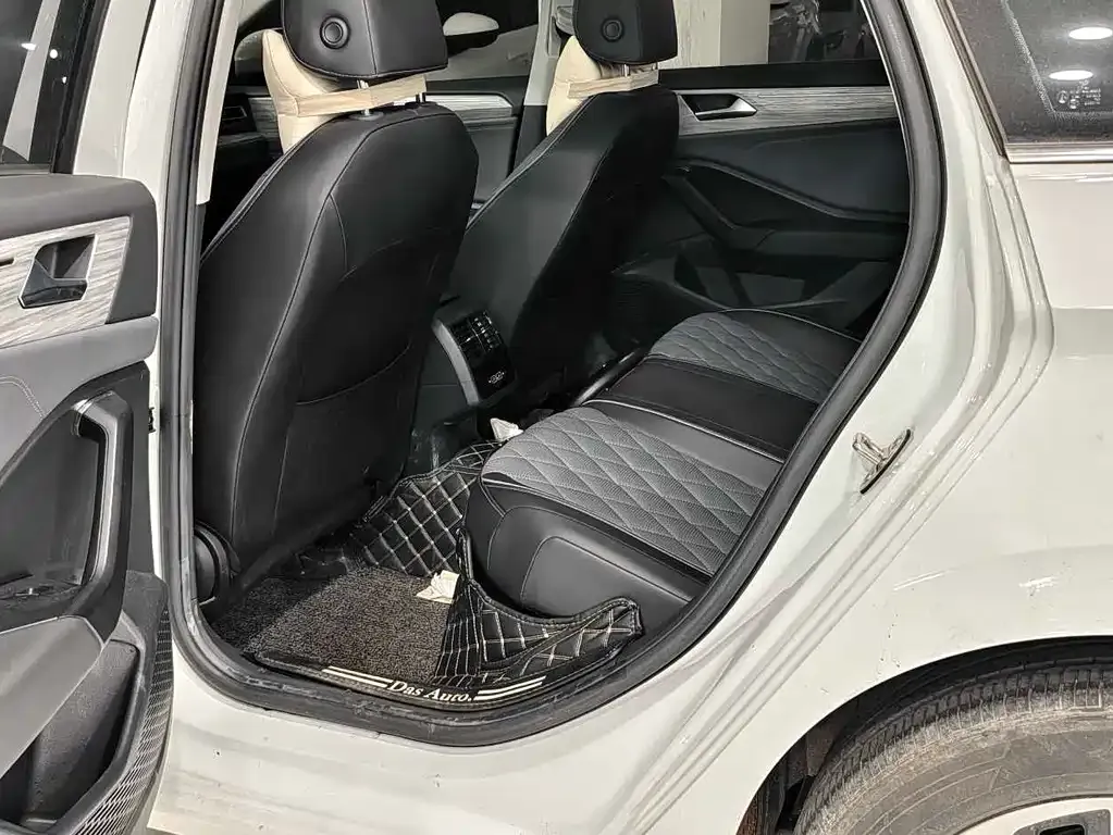 Volkswagen Sagitar 2022 из CN, фото 3