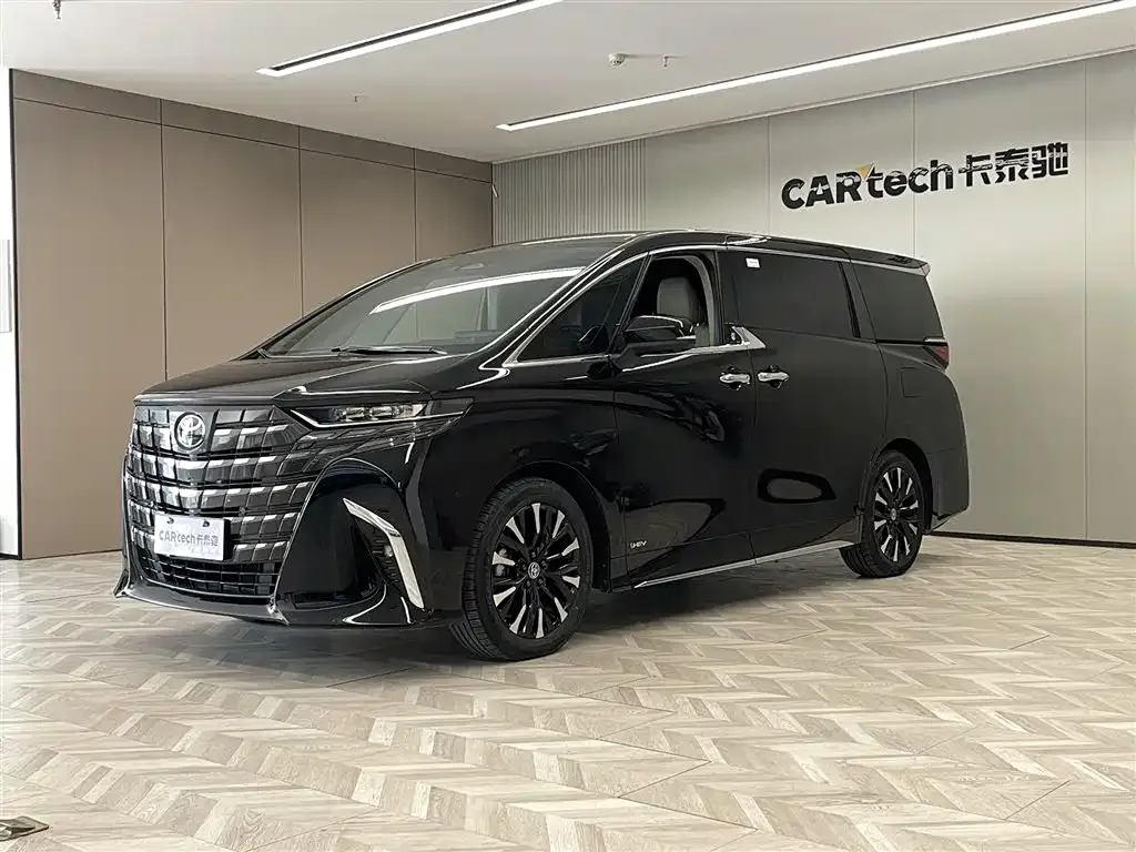 Toyota Alphard 2024 из CN, фото 1