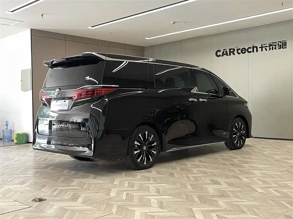 Toyota Alphard 2024 из CN, фото 5