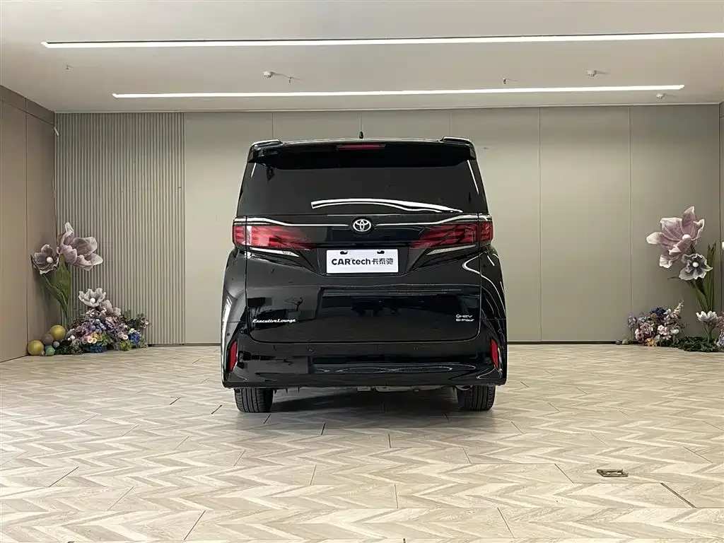 Toyota Alphard 2024 из CN, фото 6