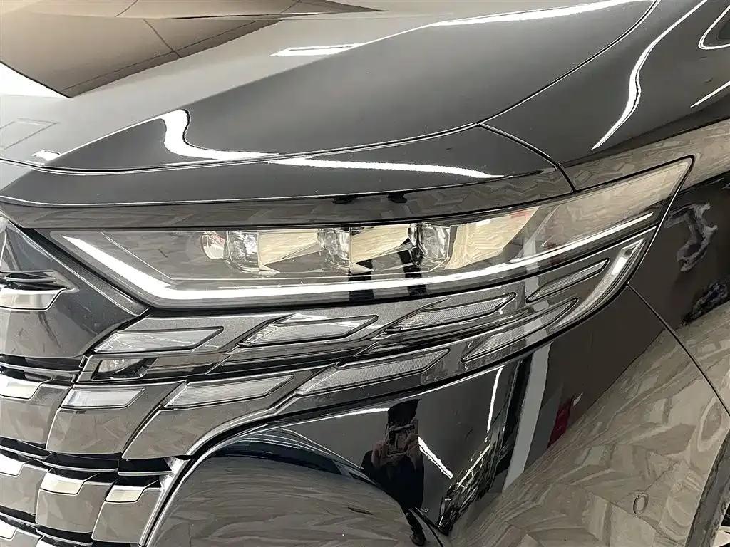 Toyota Alphard 2024 из CN, фото 9