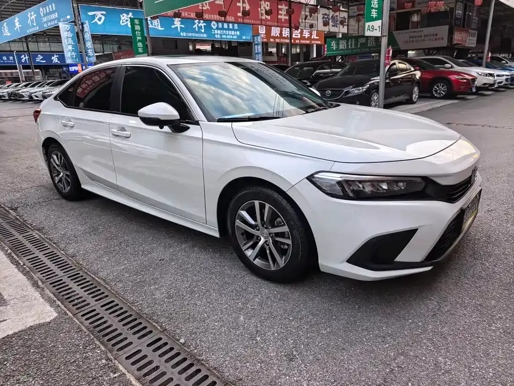 Honda Civic — фото 4