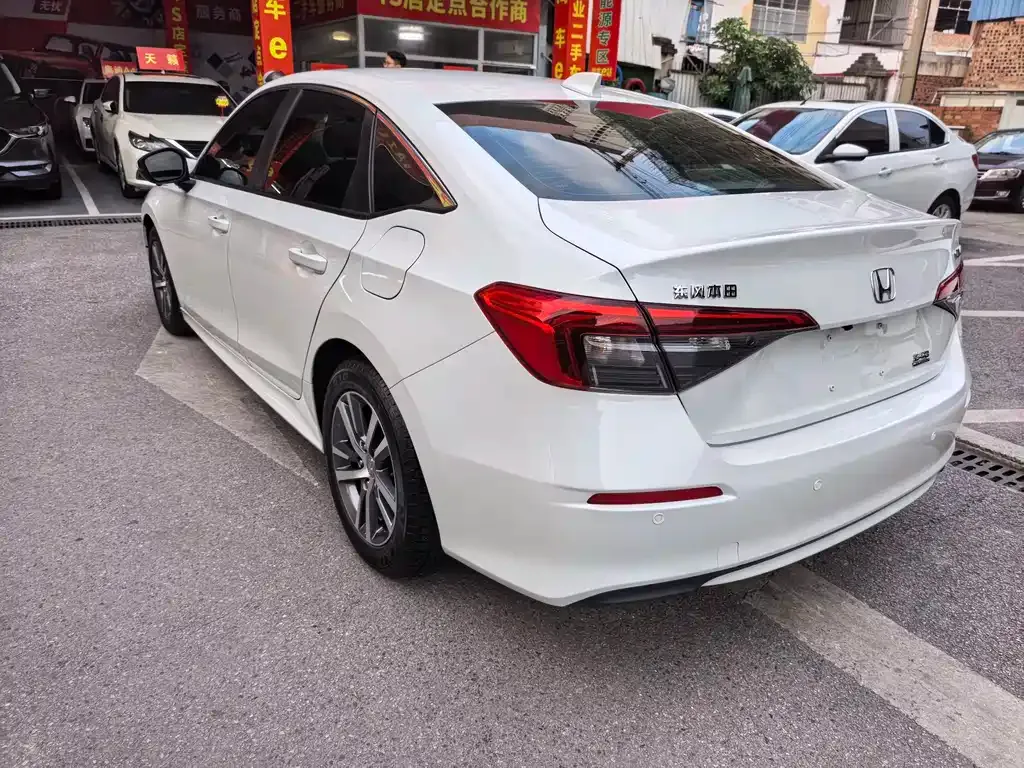 Honda Civic — фото 8