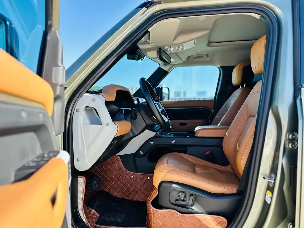 Land Rover Defender 2023 из CN, фото 4