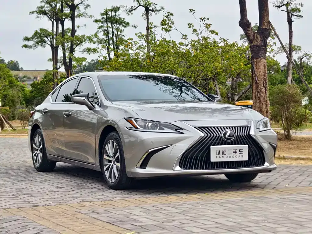 Lexus ES 2021 из CN, фото 3