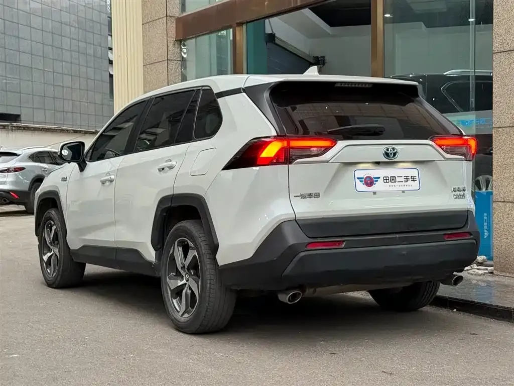 Toyota RAV4 Prime 2021 из CN, фото 4