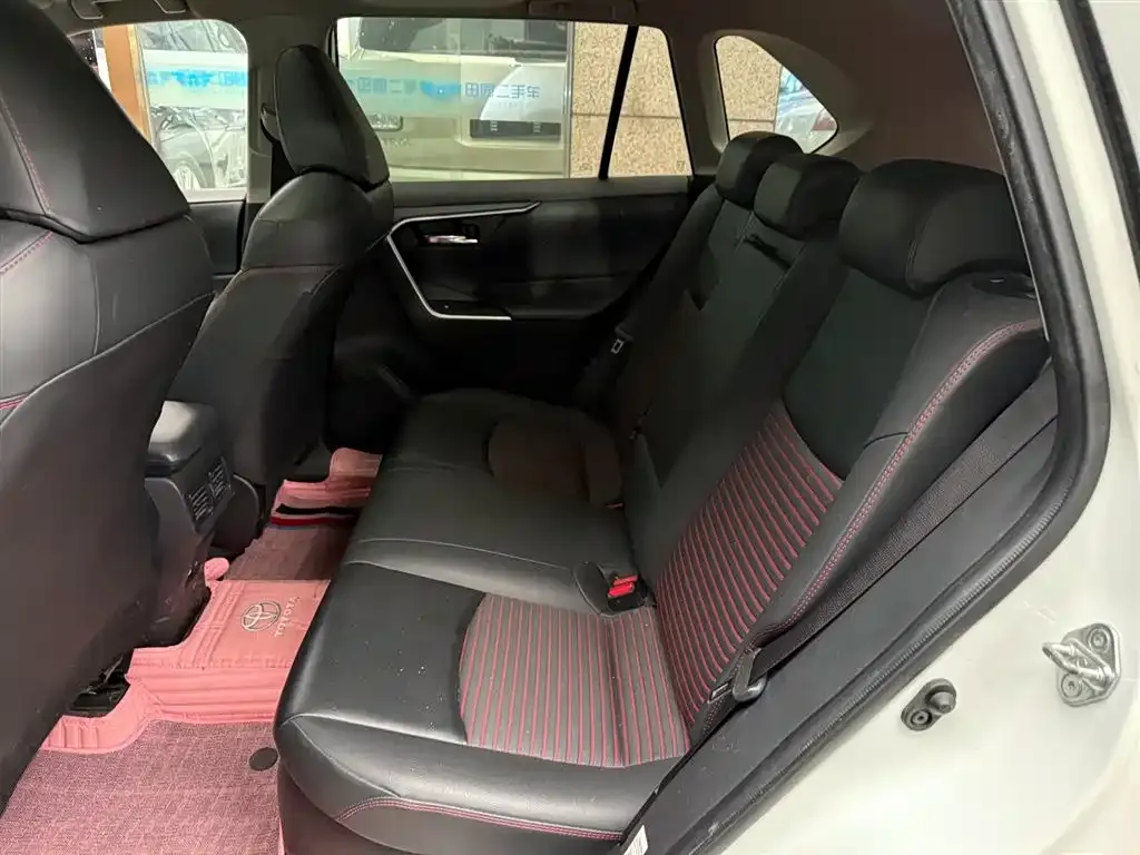 Toyota RAV4 Prime 2021 из CN, фото 9