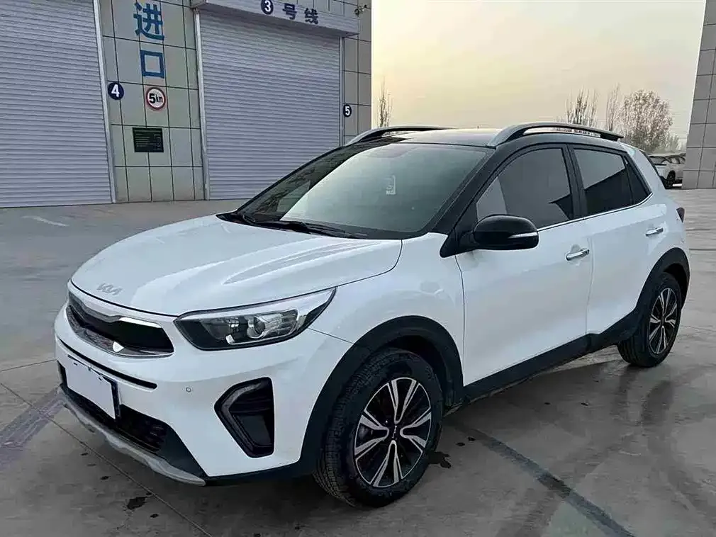 Kia KX1 2022 из CN, фото 1