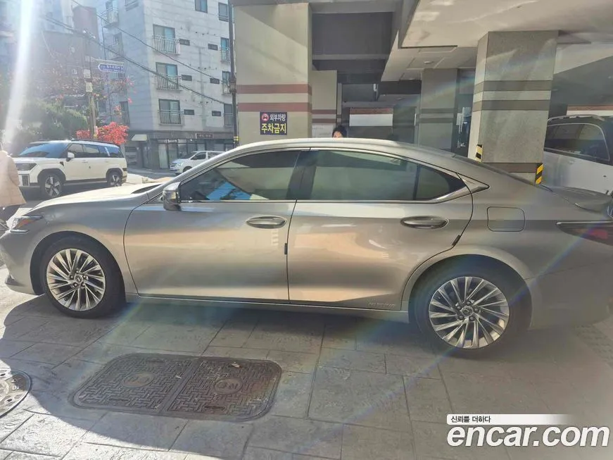 Lexus ES 2021 из KR, фото 4