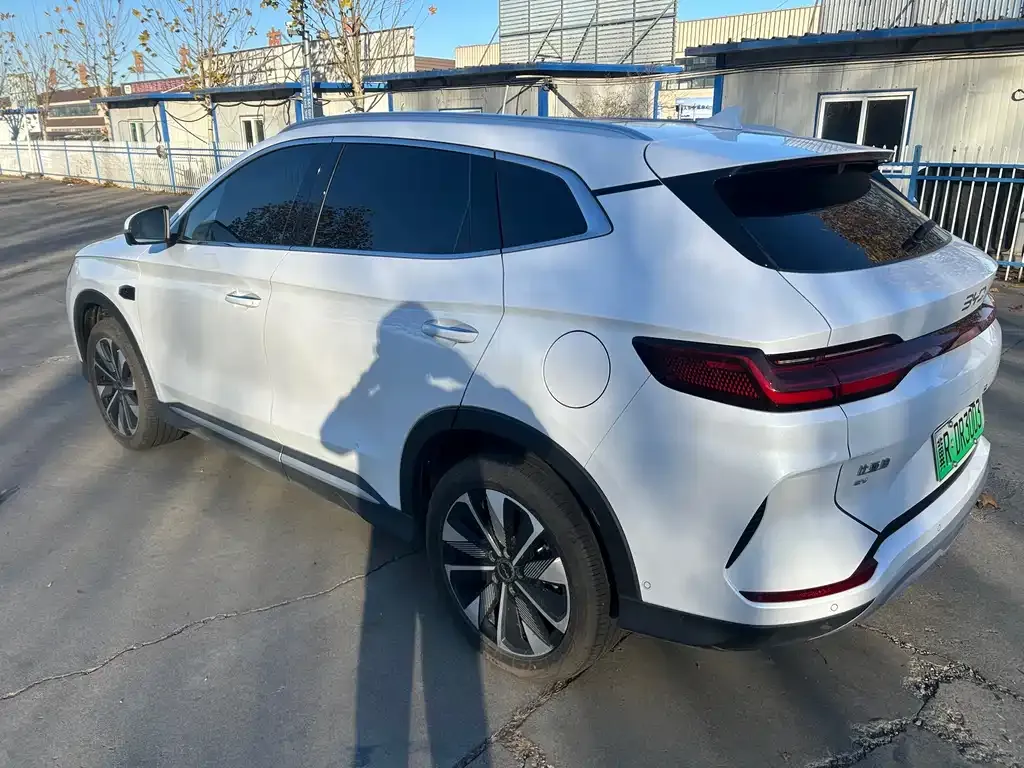 BYD PLUS New Energy — фото 7