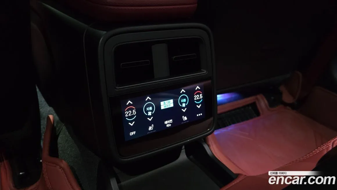 Porsche Taycan 2025 из KR, фото 9