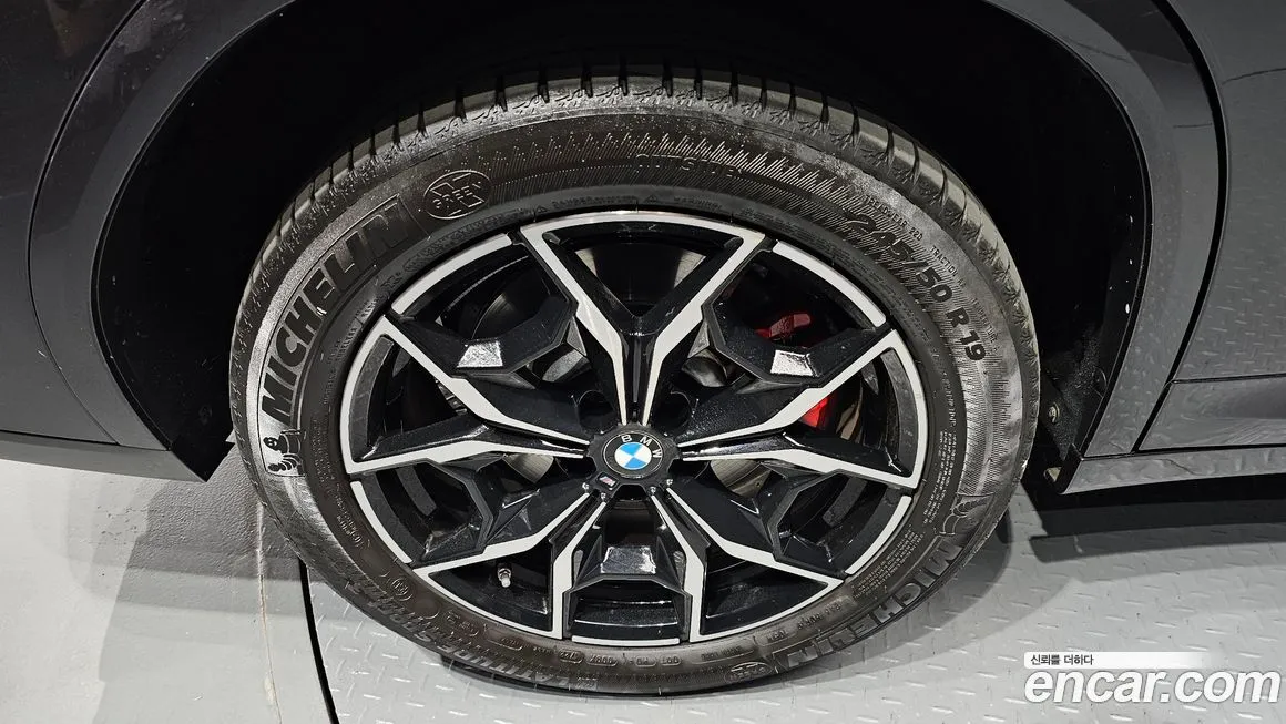 BMW X4 2023 из KR, фото 5