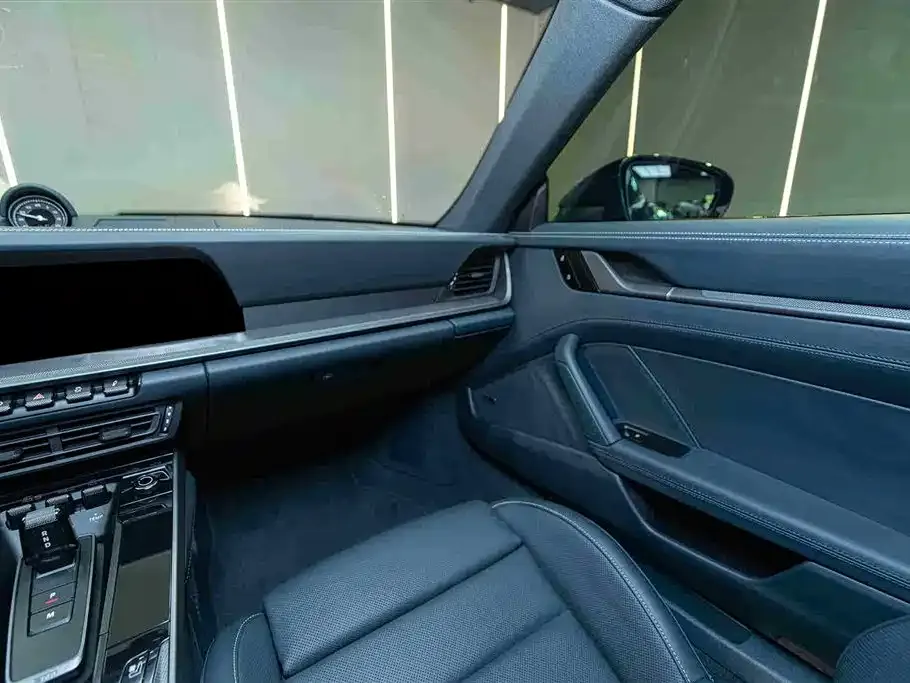 Porsche 911 2025 из CN, фото 10