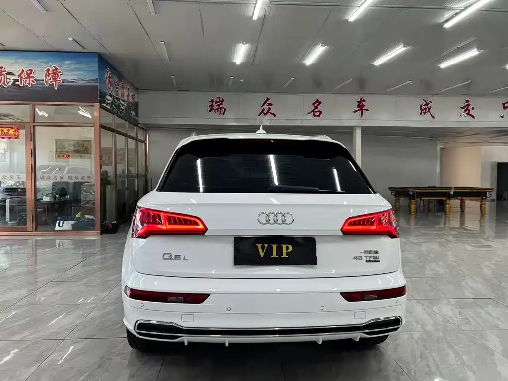 Audi Q5L 2021 из CN, фото 4
