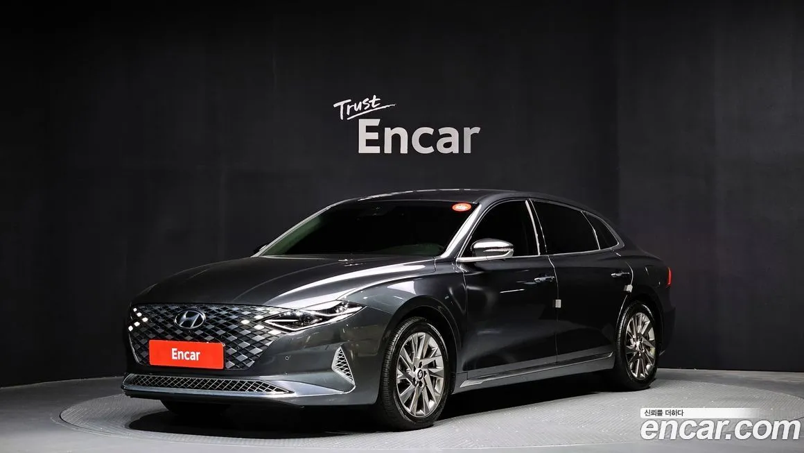 Hyundai Grandeur — фото 1