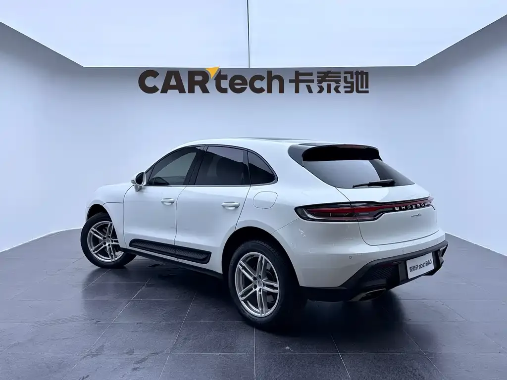 Porsche Macan — фото 5