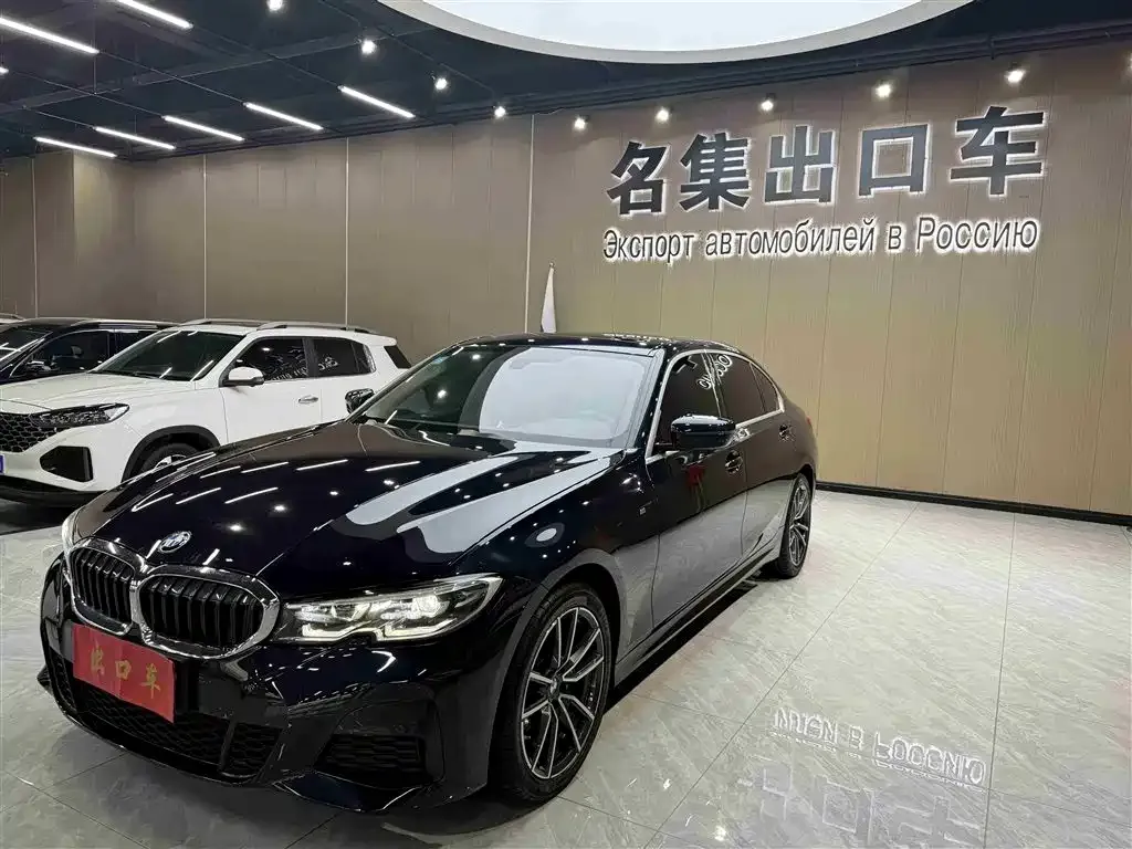 BMW 3 Series 2022 из CN, фото 1