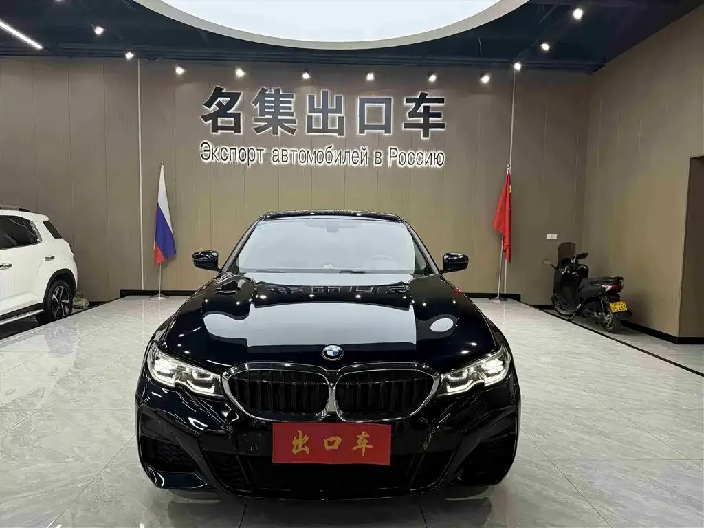 BMW 3 Series 2022 из CN, фото 2