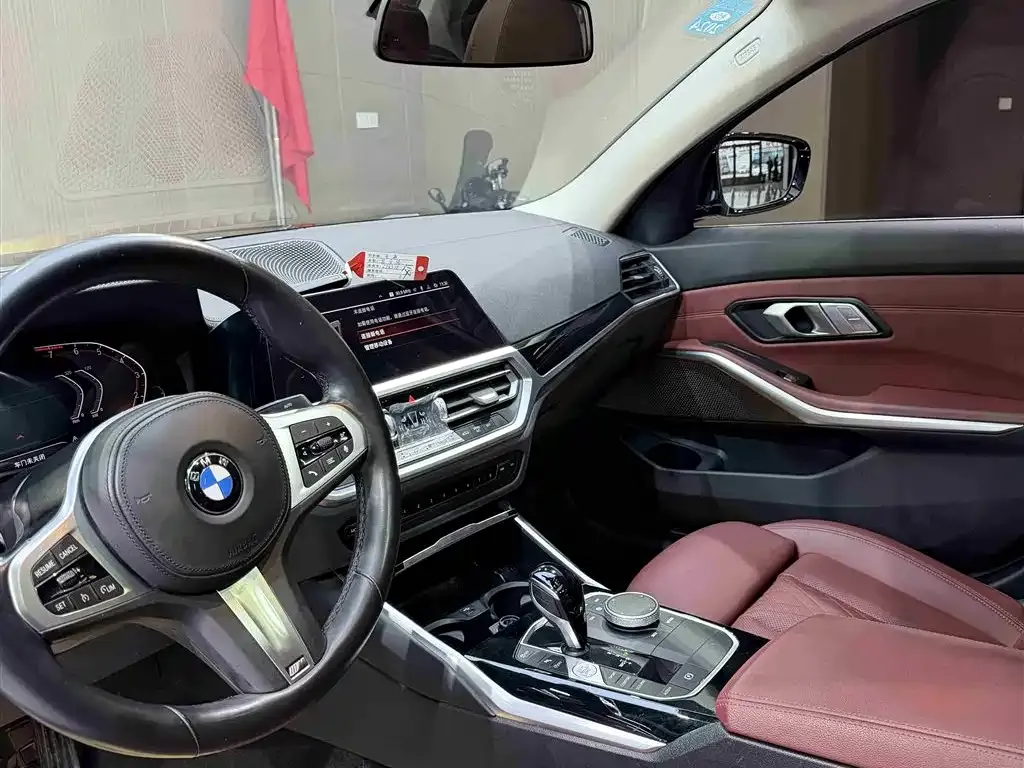 BMW 3 Series 2022 из CN, фото 7
