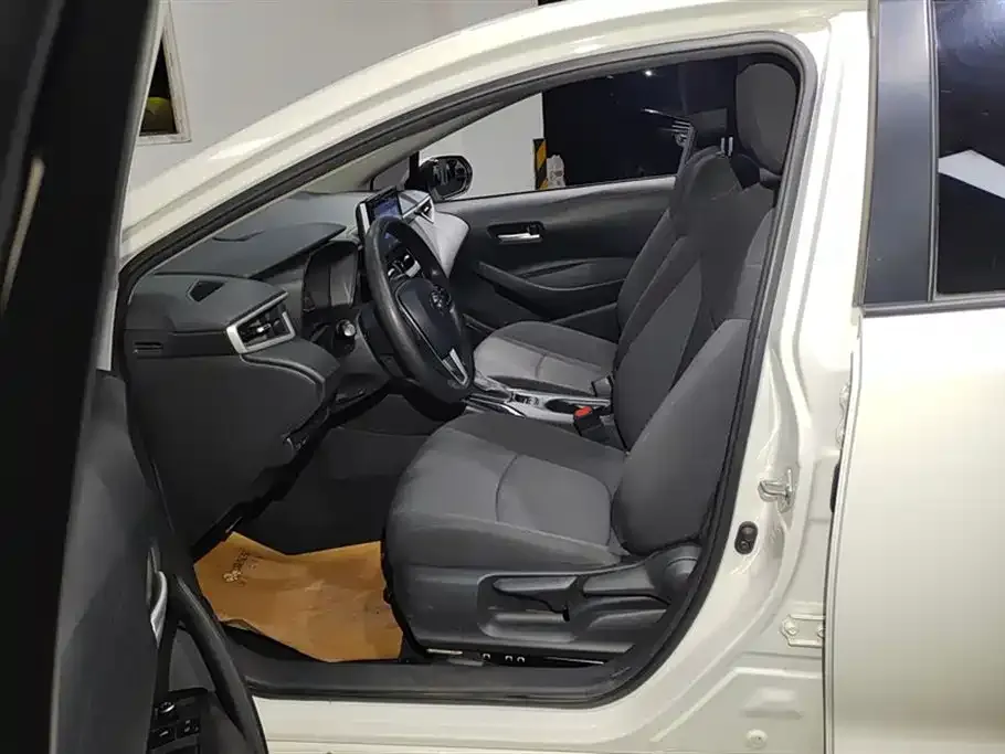 Toyota Corolla 2021 из CN, фото 9