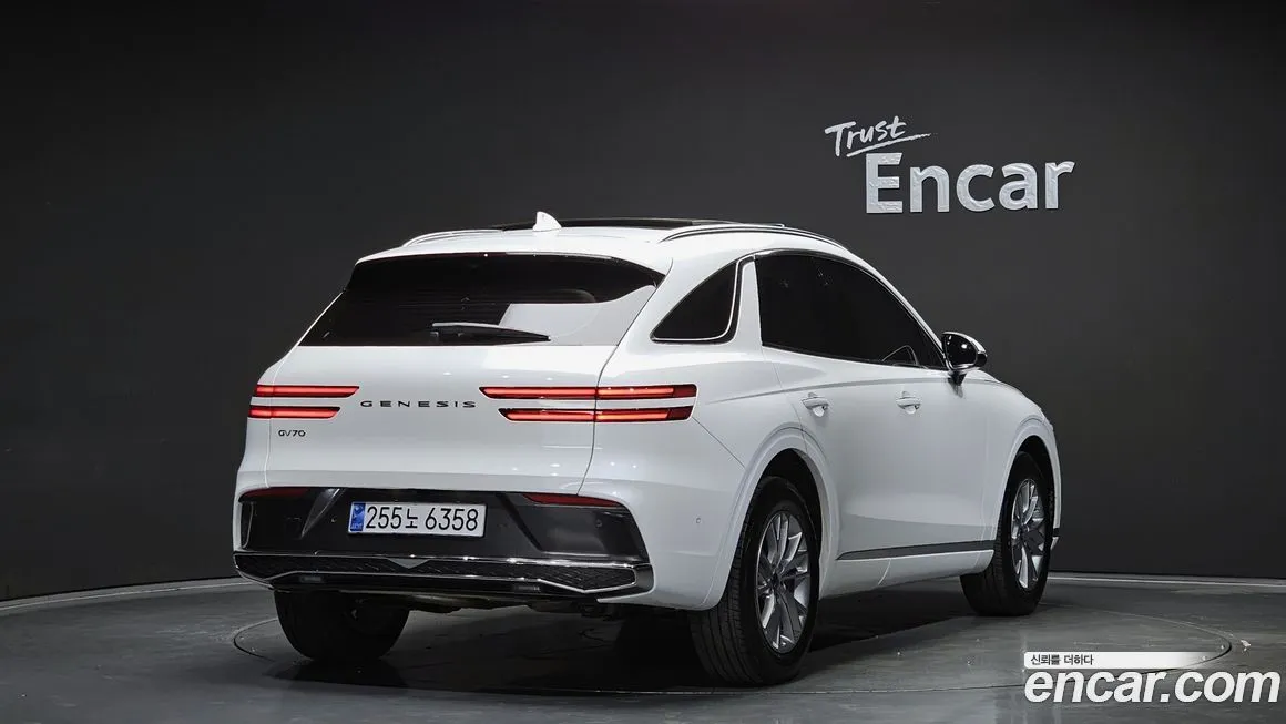 Genesis GV70 2025 из KR, фото 2