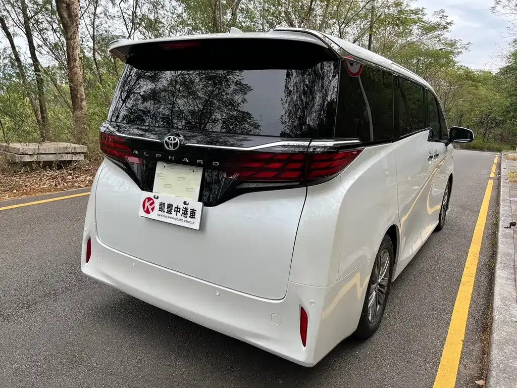 Toyota Alphard 2025 из CN, фото 10
