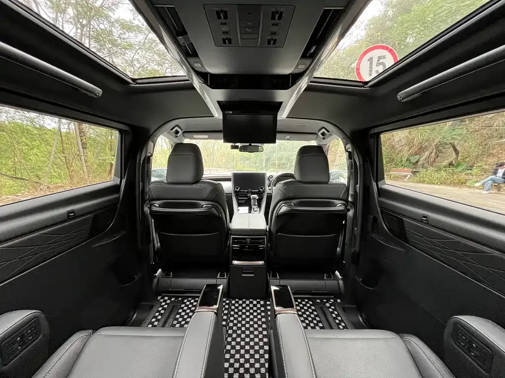 Toyota Alphard 2025 из CN, фото 8
