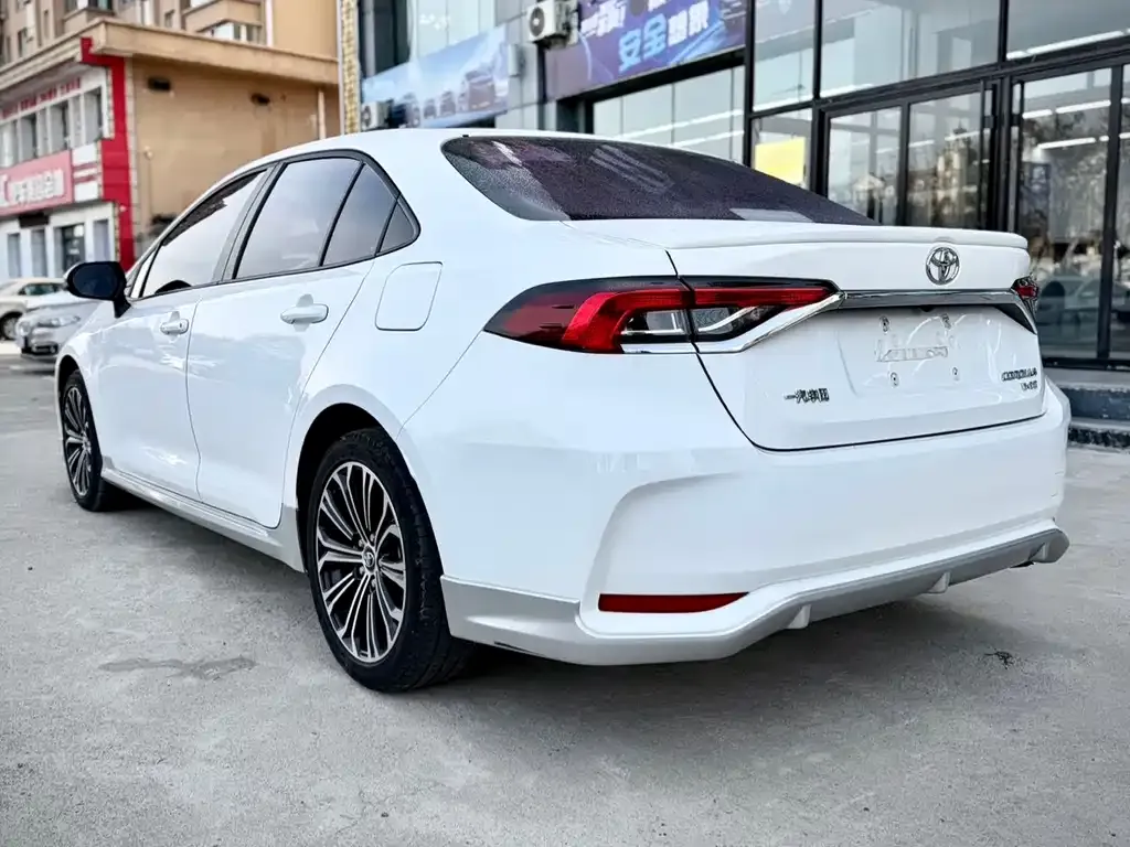 Toyota Corolla 2021 из CN, фото 4