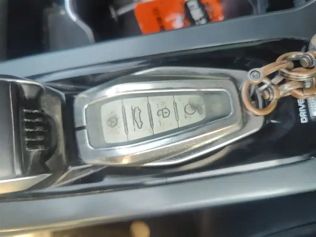 Geely Haoyue L 2023 из CN, фото 9