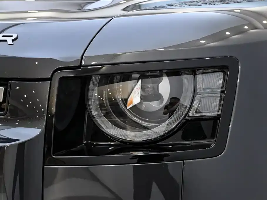 Land Rover Defender 2024 из CN, фото 8