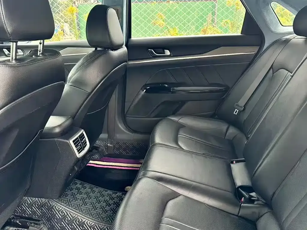 Kia K5 2022 из CN, фото 5