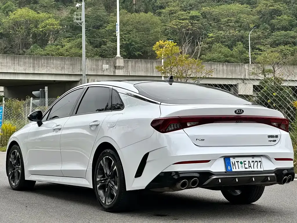 Kia K5 2022 из CN, фото 7
