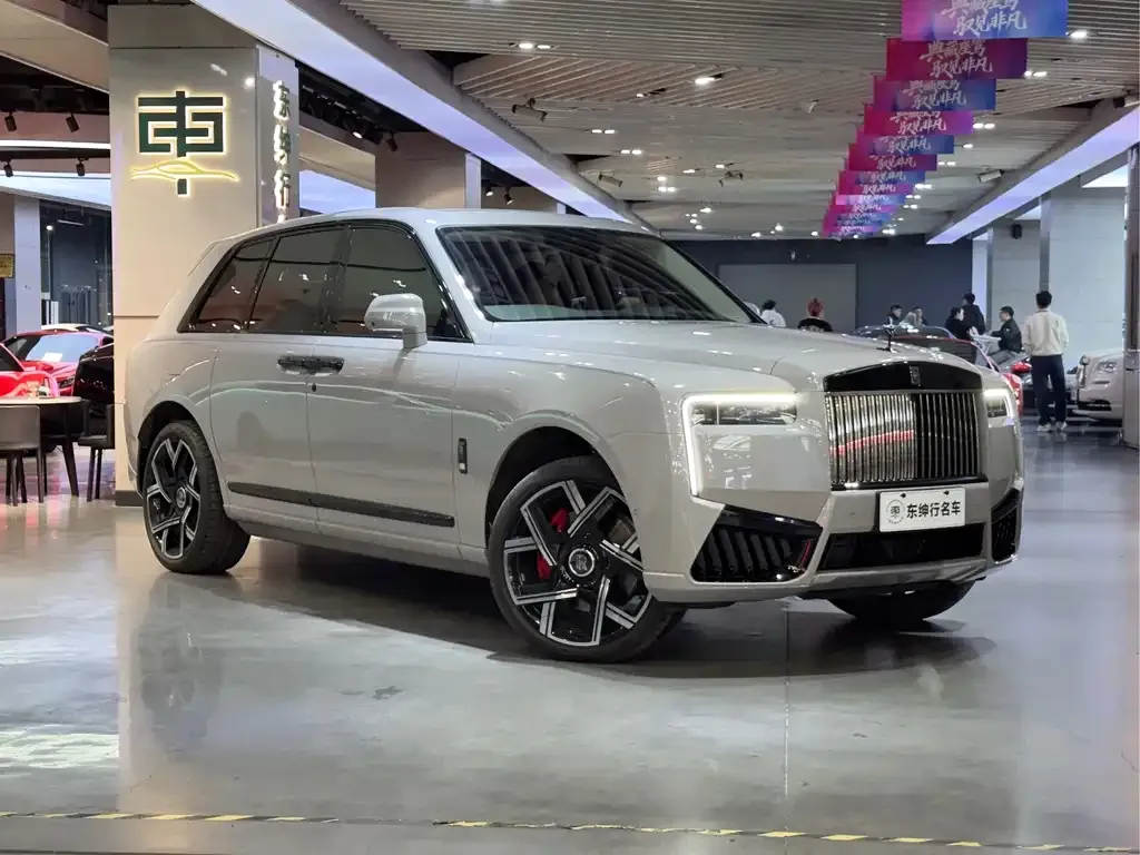 Rolls-Royce Cullinan 2025 из CN, фото 3