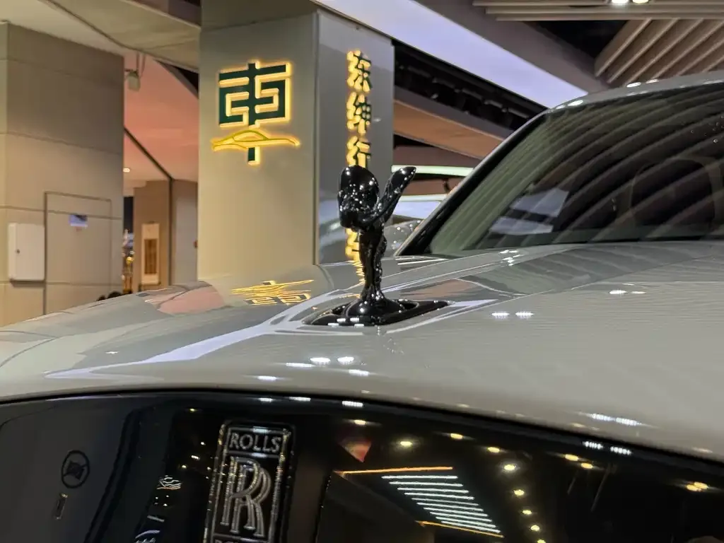Rolls-Royce Cullinan 2025 из CN, фото 5
