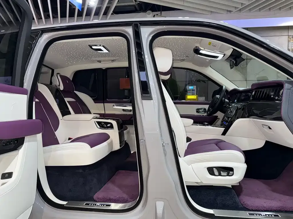 Rolls-Royce Cullinan 2025 из CN, фото 8