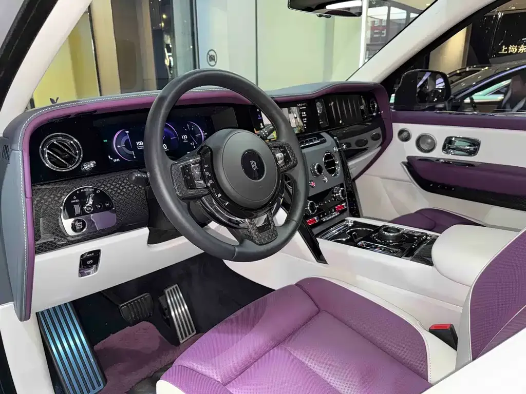 Rolls-Royce Cullinan 2025 из CN, фото 9