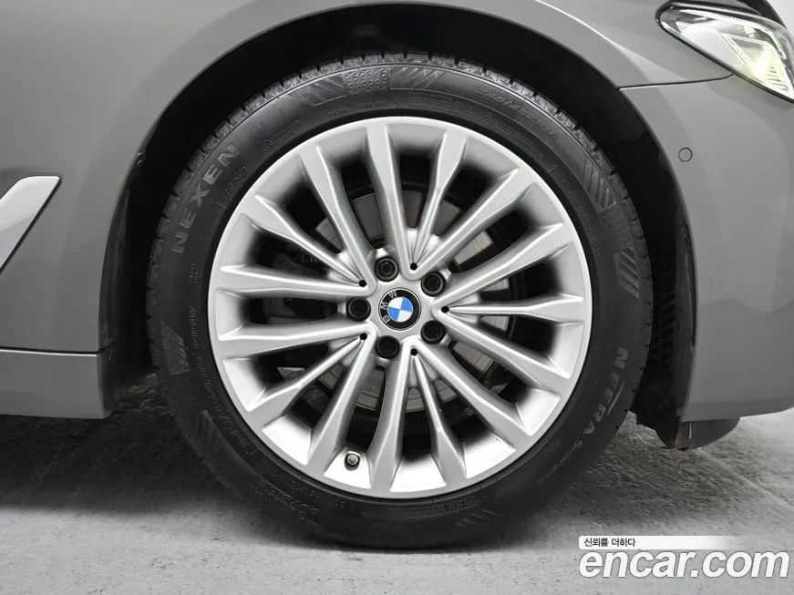 BMW 5-Series 2022 из KR, фото 5