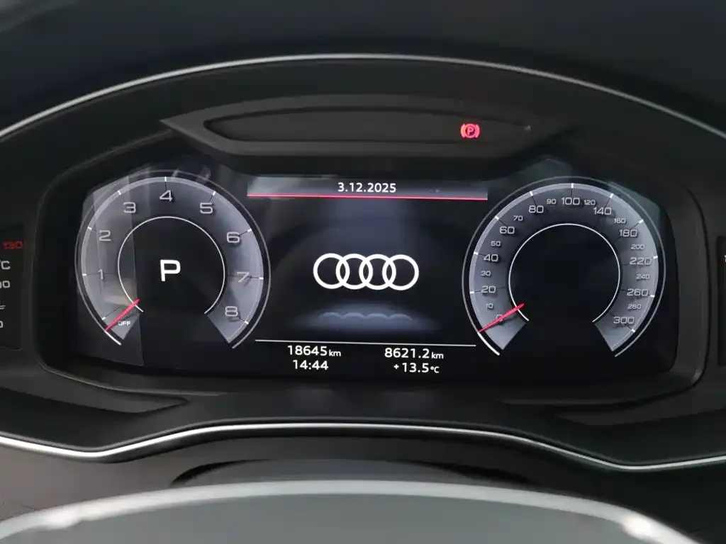 Audi A6L — фото 9