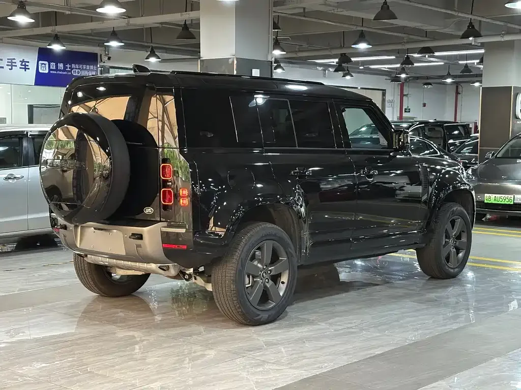 Land Rover Defender — фото 5