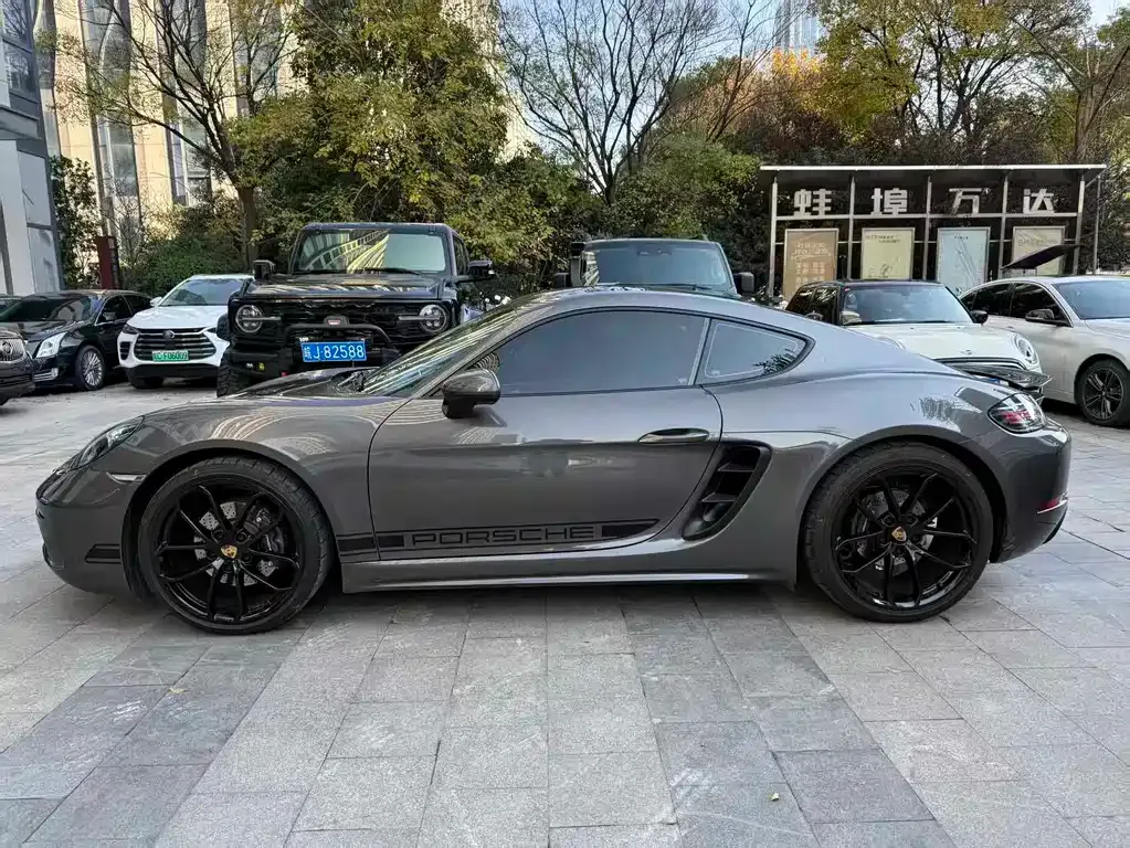 Porsche 718 2025 из CN, фото 2